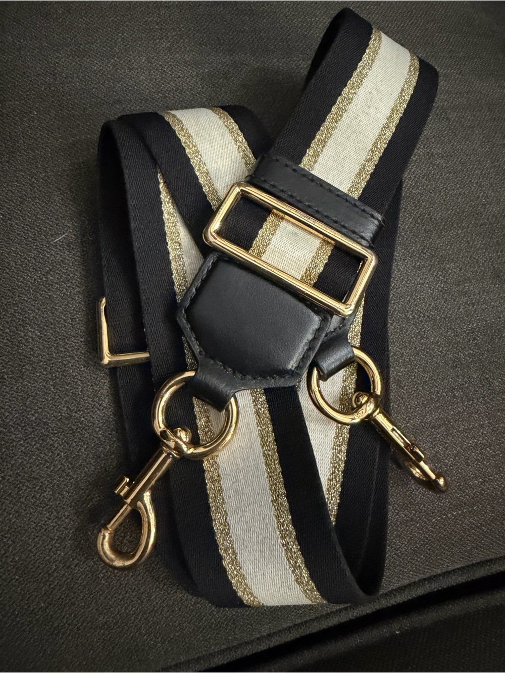 RARE Marc Jacobs Flash Black Embossed Leather Weekend Bag tote with Straps - Picture 15 of 15